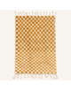 Tapis Beni Ouarain artisanal marocain en laine ivoire crème et ocre à motif damier géométrique