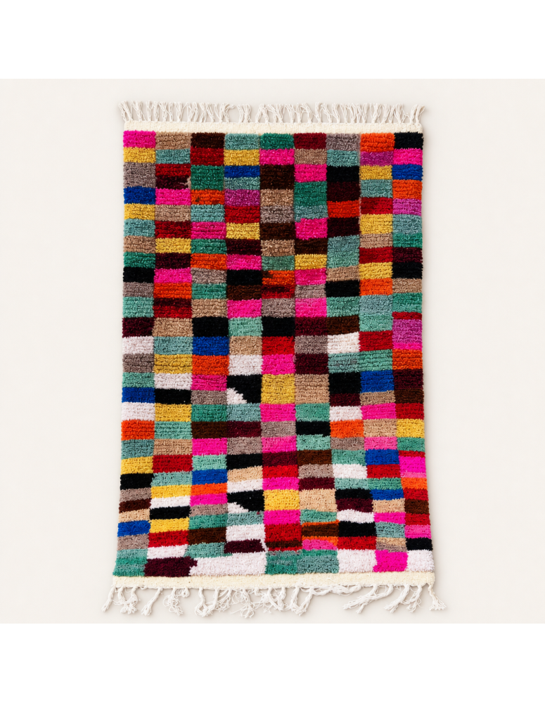 Tapis Beni Ouarain artisanal marocain en laine multicolore à motif patchwork géométrique