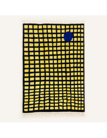 Tapis Beni Ouarain artisanal marocain en laine noir et jaune vif avec motif quadrillé