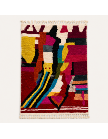 Tapis Beni Ouarain artisanal marocain en laine bordeaux et multicolore, motif géométrique abstrait