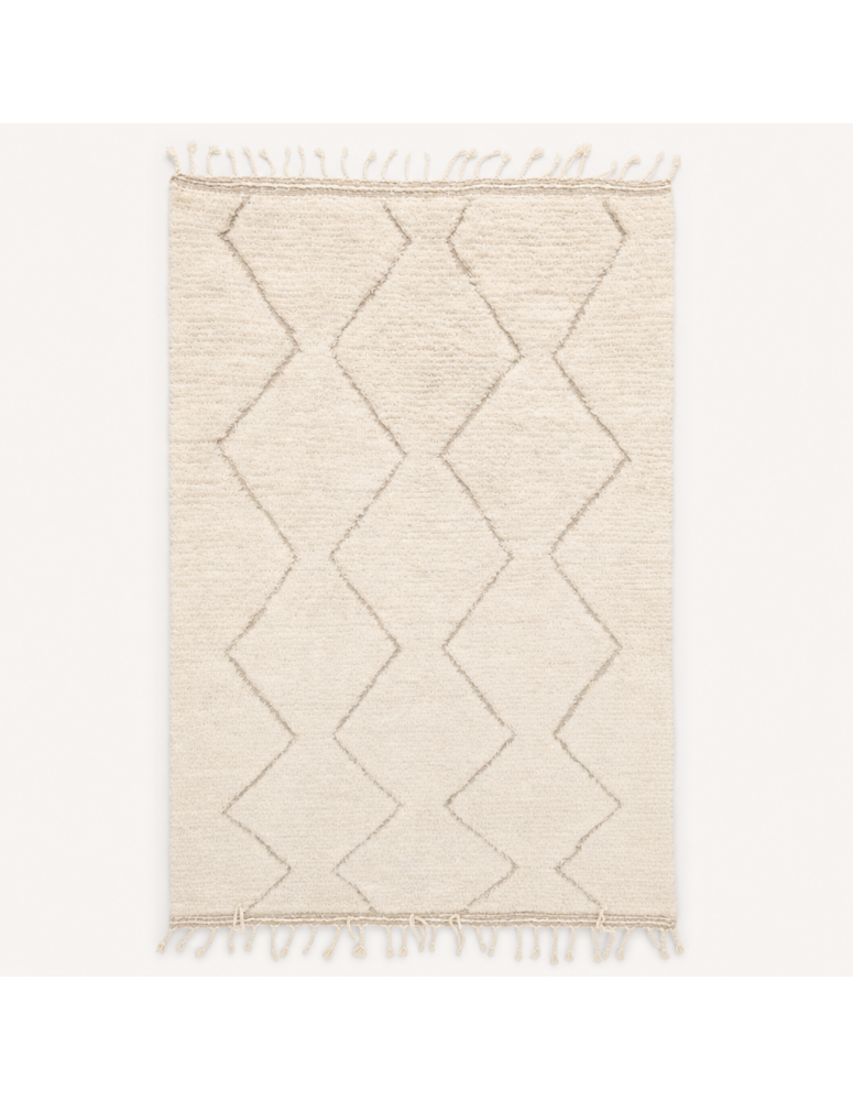 Tapis Beni Ouarain artisanal marocain en laine ivoire crème avec motif géométrique en losanges