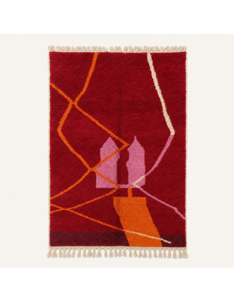 Tapis Beni Ouarain artisanal marocain en laine bordeaux et orange vif à motif abstrait