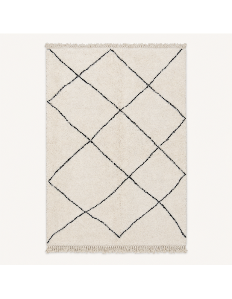 Tapis Beni Ouarain artisanal marocain en laine ivoire avec motif géométrique noir charbon