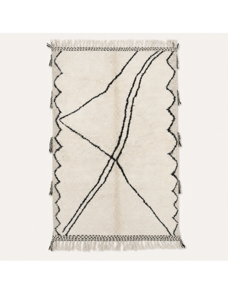 Tapis Beni Ouarain artisanal marocain en laine ivoire et charbon à lignes organiques