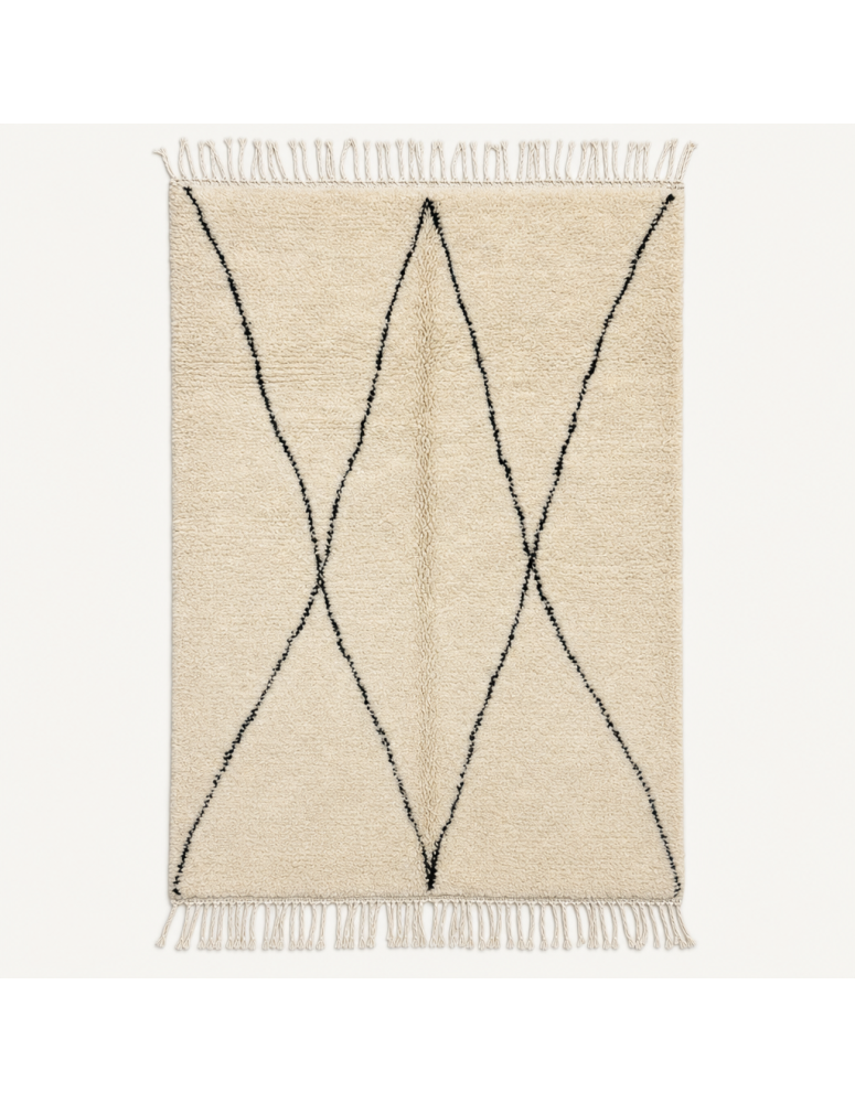 Tapis Beni Ouarain artisanal marocain en laine ivoire écru et noir charbon à motif géométrique berbère