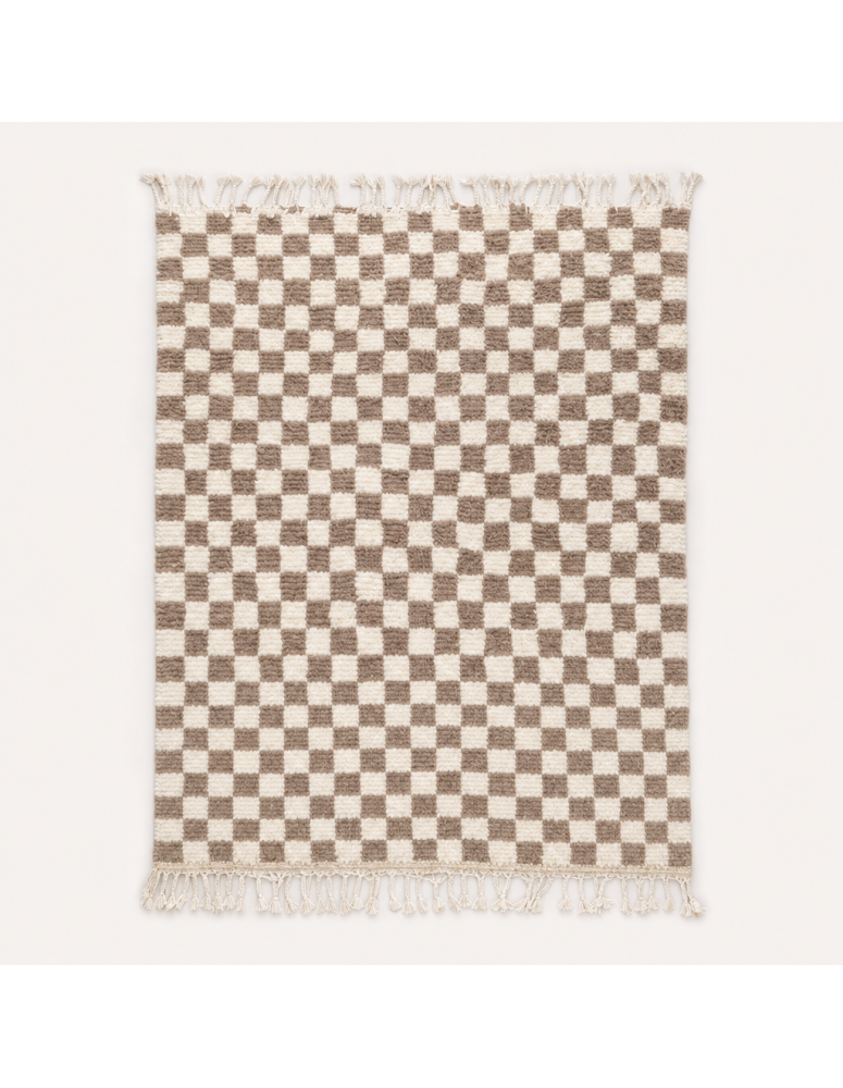 Tapis Beni Ouarain artisanal marocain en laine ivoire chaud et taupe brun, motif damier géométrique