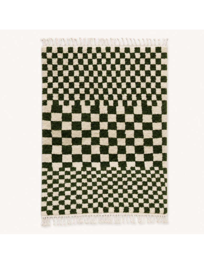 Tapis Beni Ouarain artisanal marocain en laine ivoire écru et vert forêt à motif damier