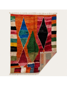 Vue du revers du tapis artisanal marocain en laine orange terre cuite