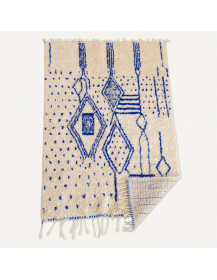 Vue du revers du tapis Beni Ouarain artisanal marocain ivoire crème et bleu cobalt