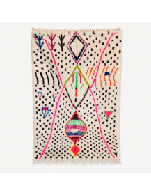 Tapis Beni Ouarain artisanal marocain en laine ivoire écru et noir à motifs géométriques colorés